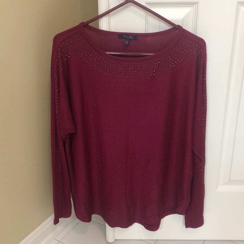 Burgundy top never worn